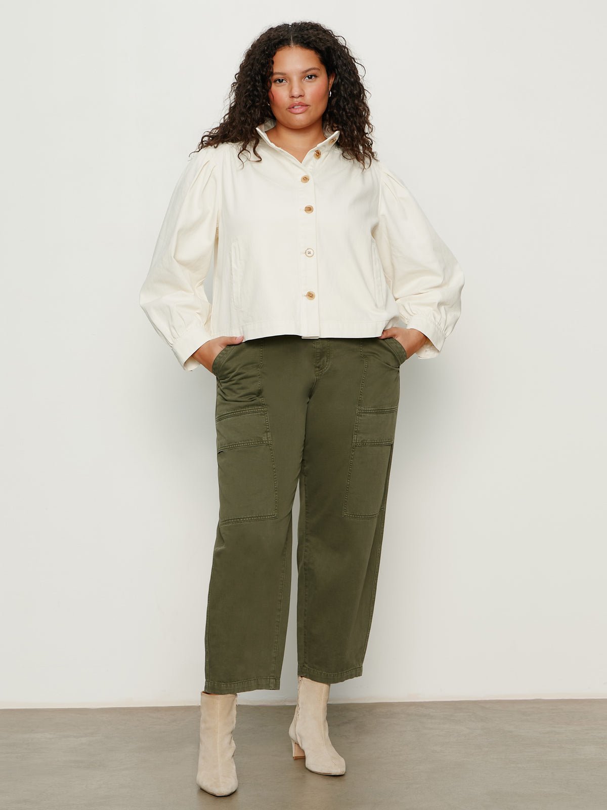 Charlotte Twill Jacket Collagen Extended Sizing - Image 6