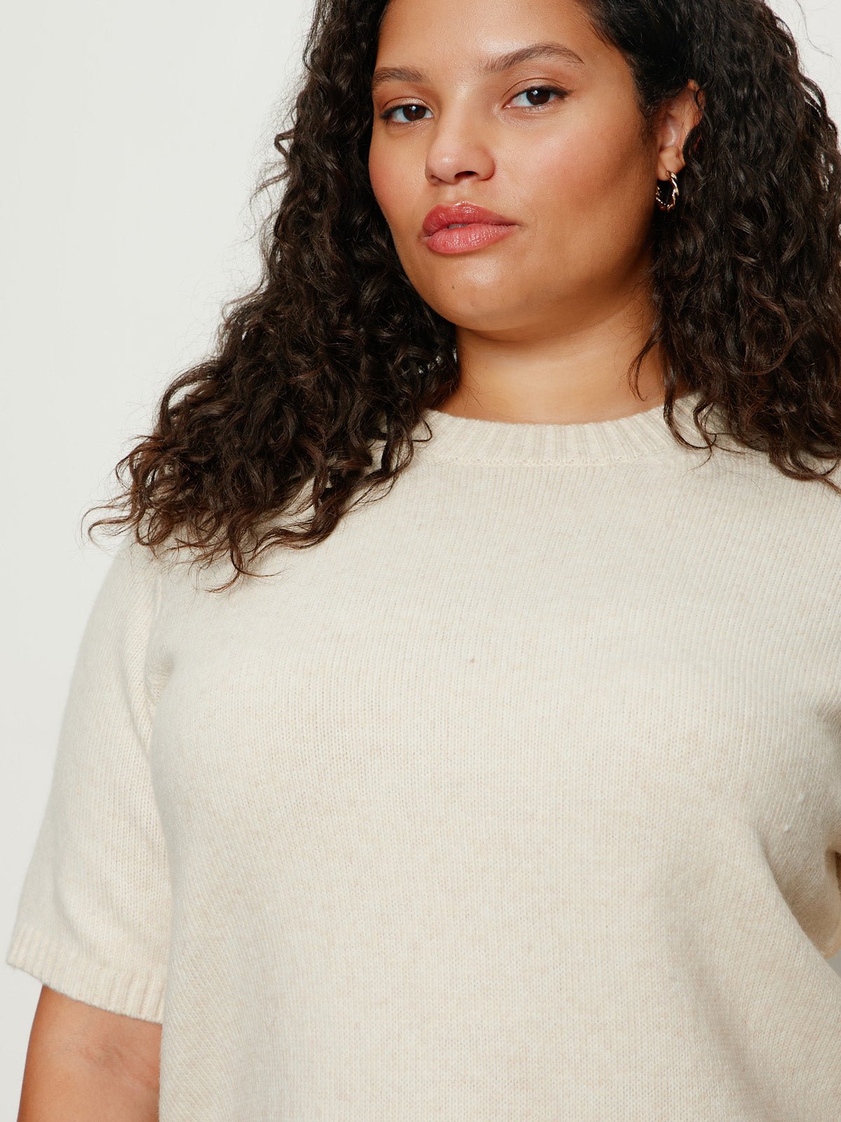 Perfect Sweater Tee Vanilla Creme Extended Sizing - Image 6