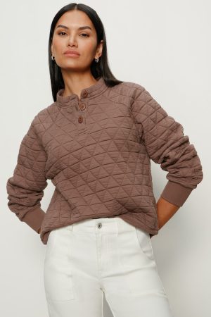 Quilted Button Popover Morel
